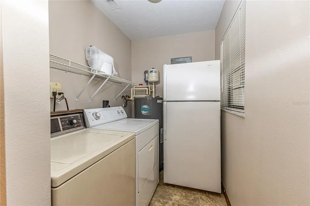 301 Curry Street Wildwood FL 34785