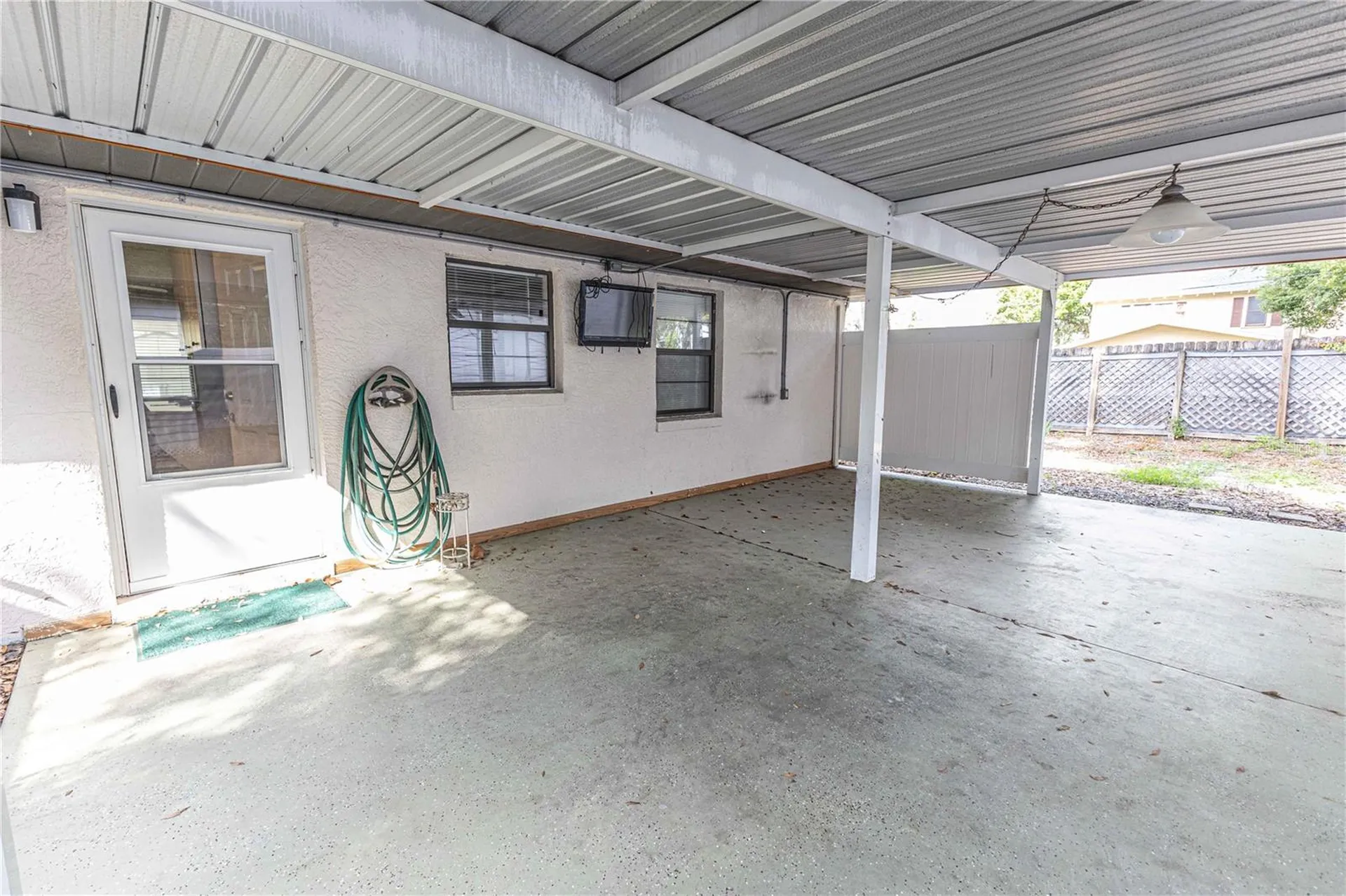 301 Curry Street Wildwood FL 34785