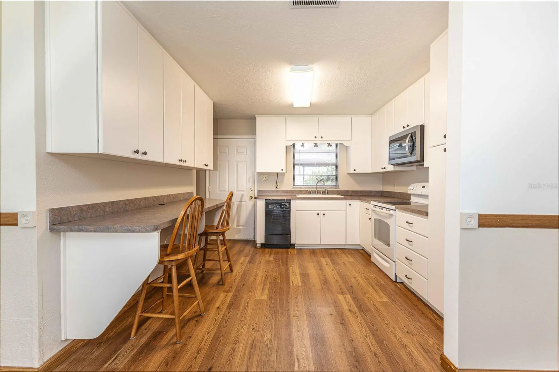 301 Curry Street Wildwood FL 34785