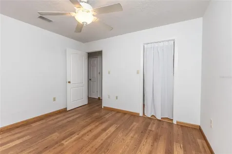 301 Curry Street Wildwood FL 34785