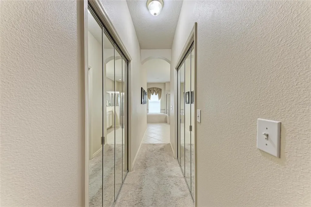 5316 Creekside Trail Sarasota FL 34243