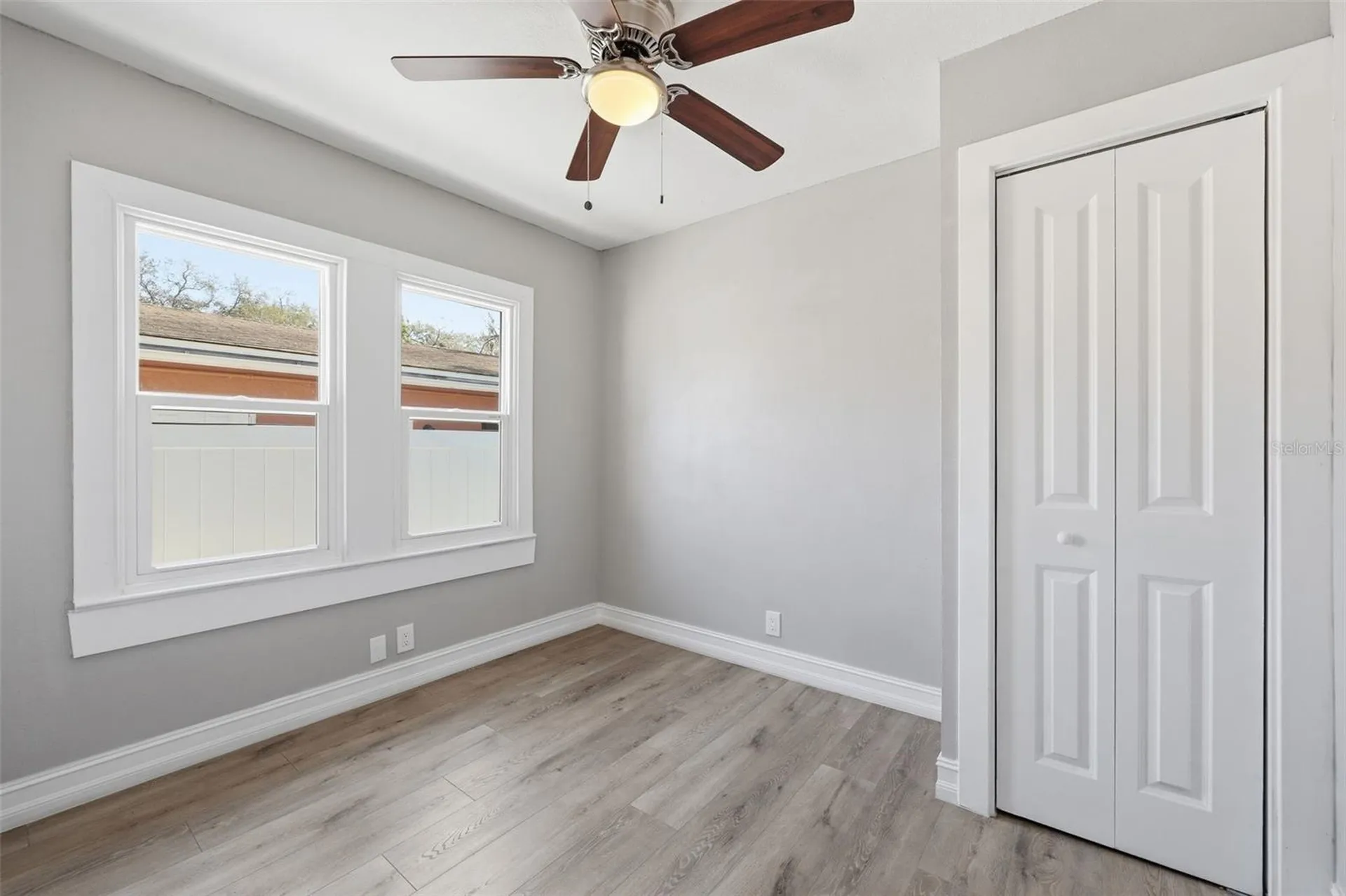 727 16th Ave NW Largo FL 33770