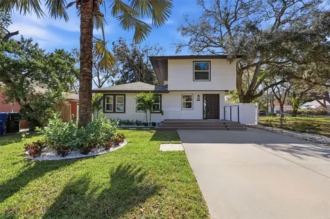 727 16th Ave NW Largo FL 33770