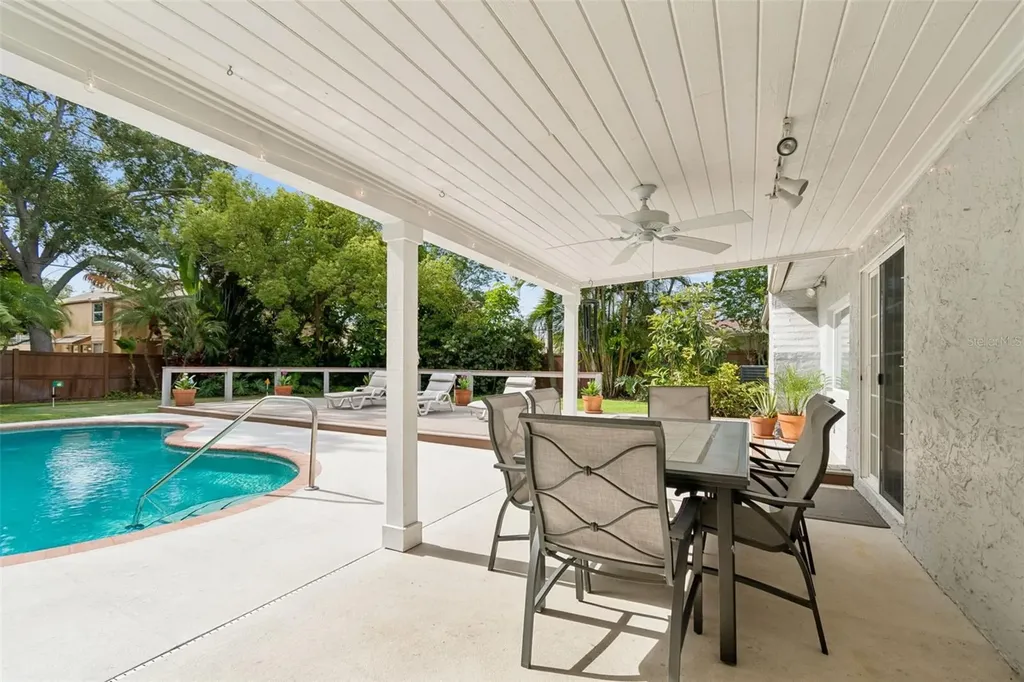 1865 Allendale Drive Clearwater FL 33760