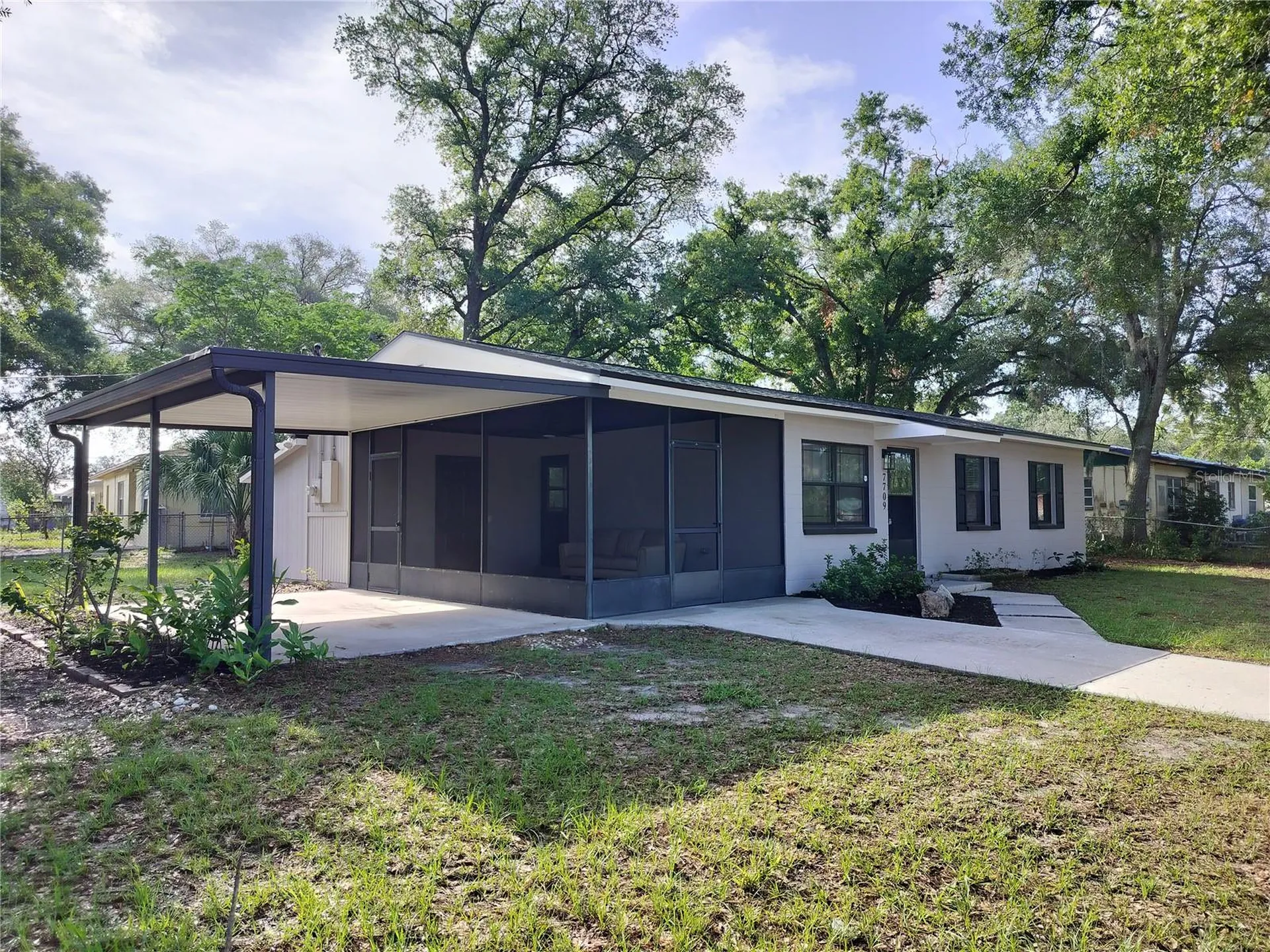 7709 Downing Circle Tampa FL 33610