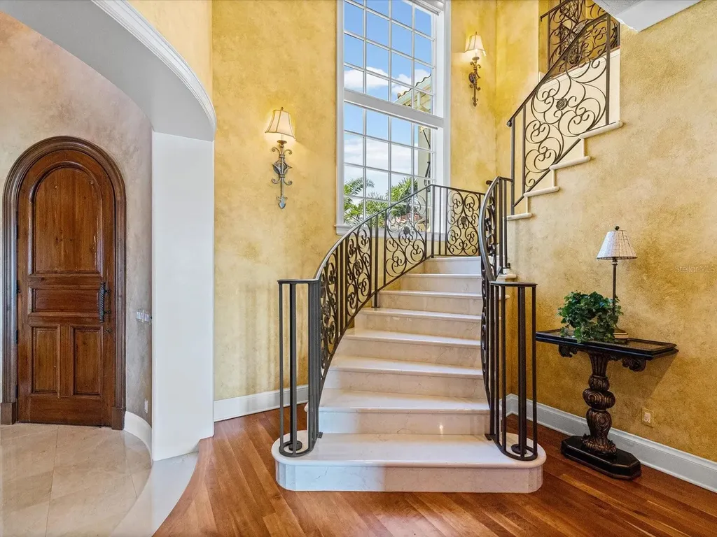 6224 Pasadena Point Boulevard Gulfport FL 33707