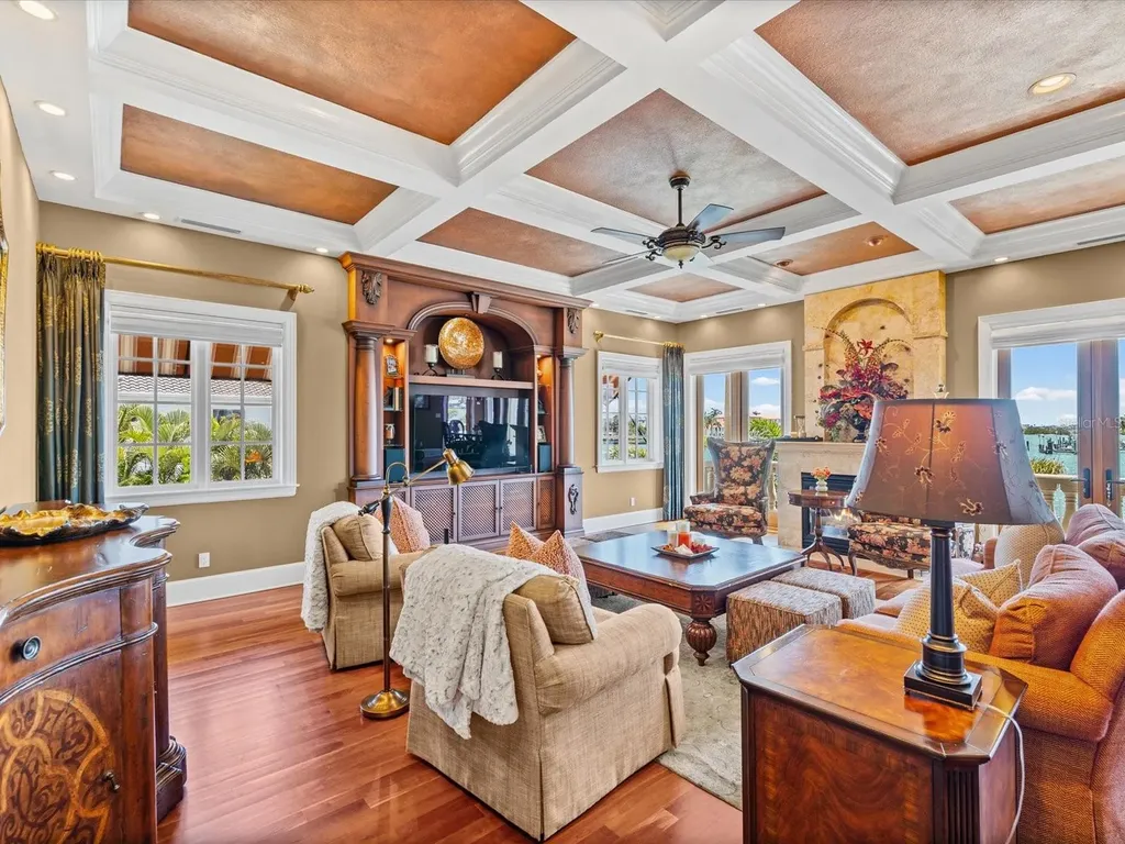 6224 Pasadena Point Boulevard Gulfport FL 33707