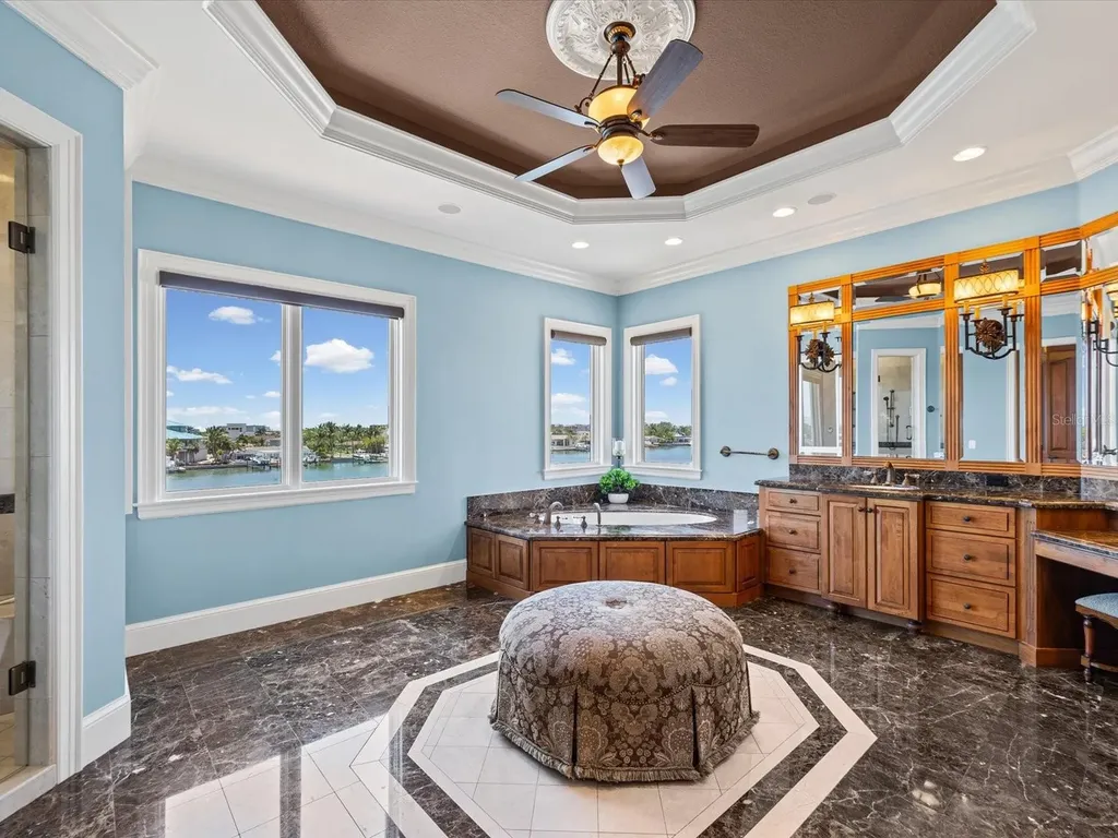 6224 Pasadena Point Boulevard Gulfport FL 33707