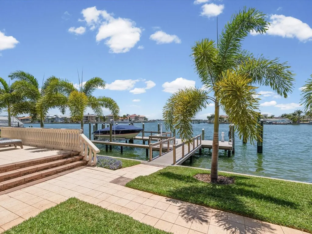 6224 Pasadena Point Boulevard Gulfport FL 33707