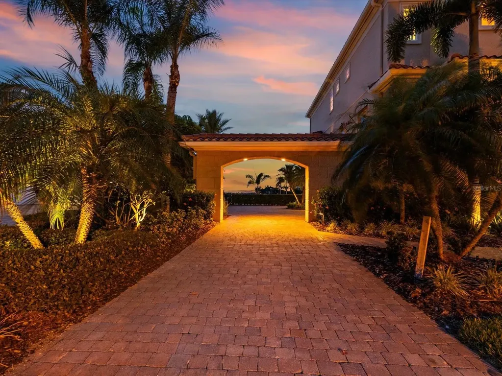 6224 Pasadena Point Boulevard Gulfport FL 33707