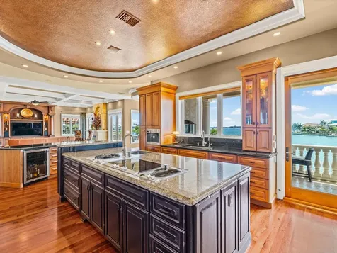 6224 Pasadena Point Boulevard Gulfport FL 33707