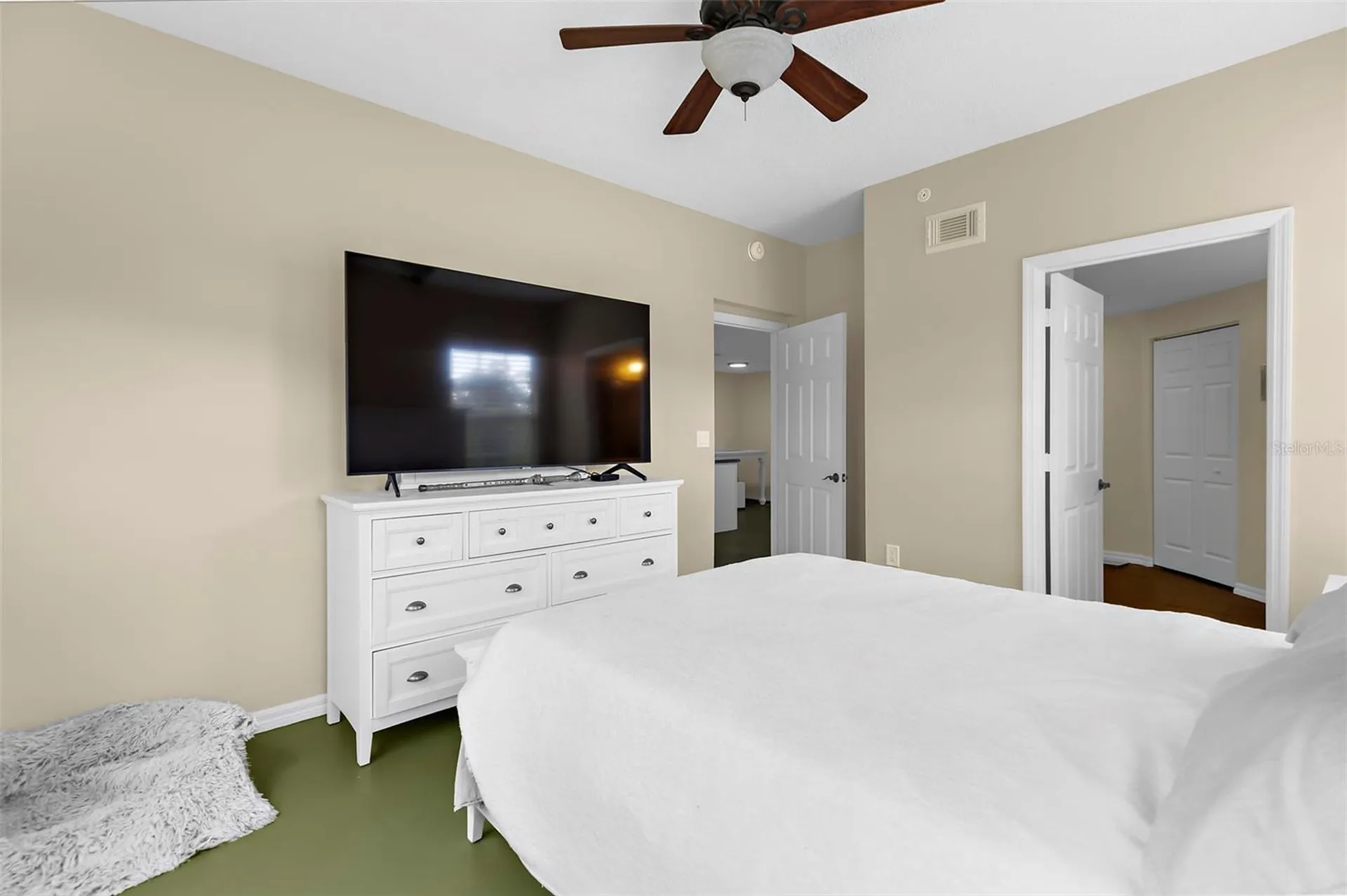 5601 Bentgrass Drive Sarasota FL 34235