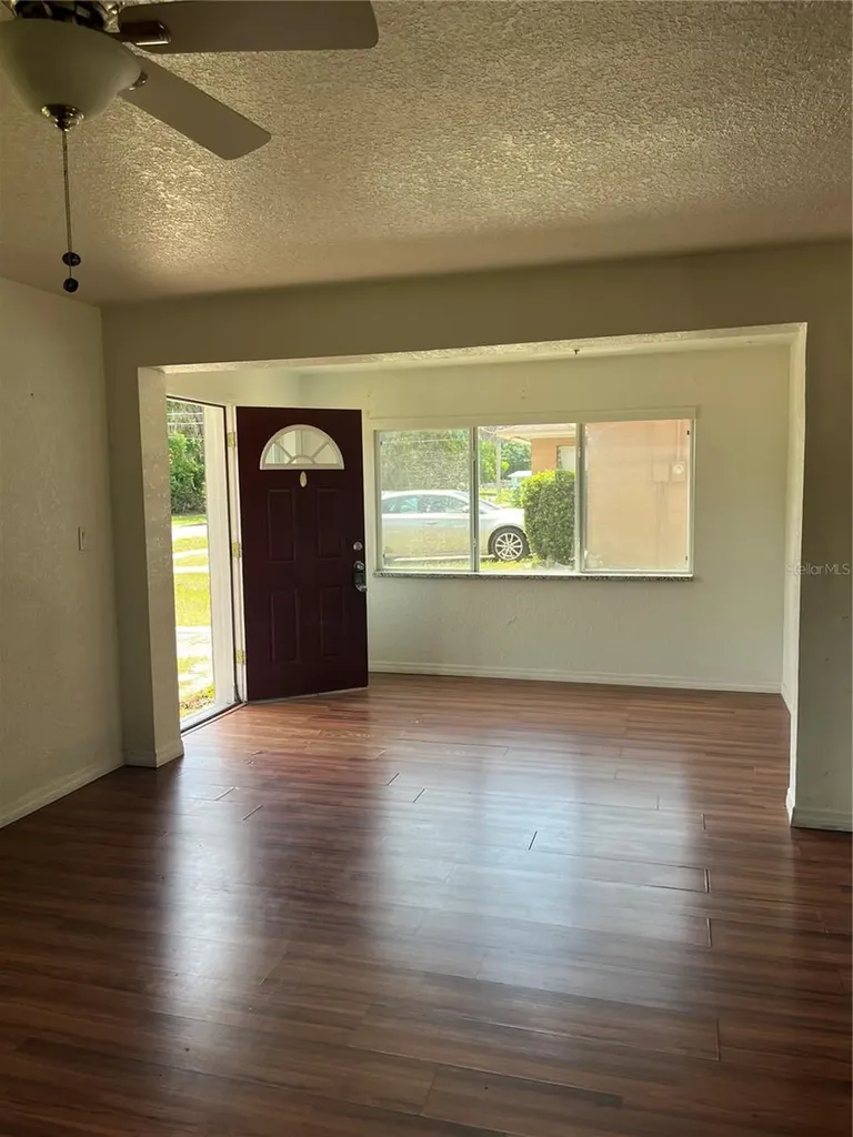 1401 Floradel Avenue Leesburg FL 34748