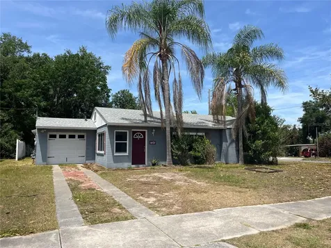 1401 Floradel Avenue Leesburg FL 34748