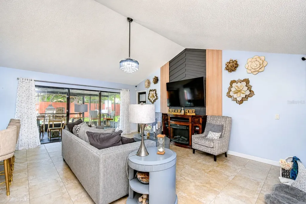 15747 Scrimshaw Drive Tampa FL 33624
