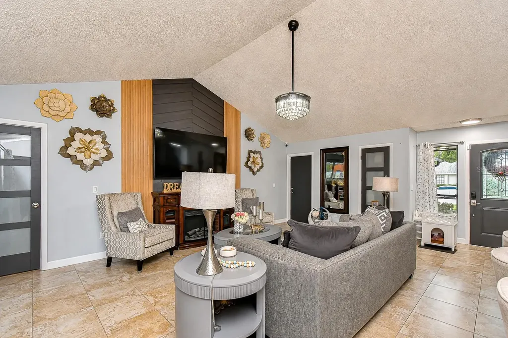 15747 Scrimshaw Drive Tampa FL 33624