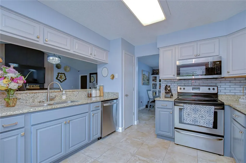 15747 Scrimshaw Drive Tampa FL 33624