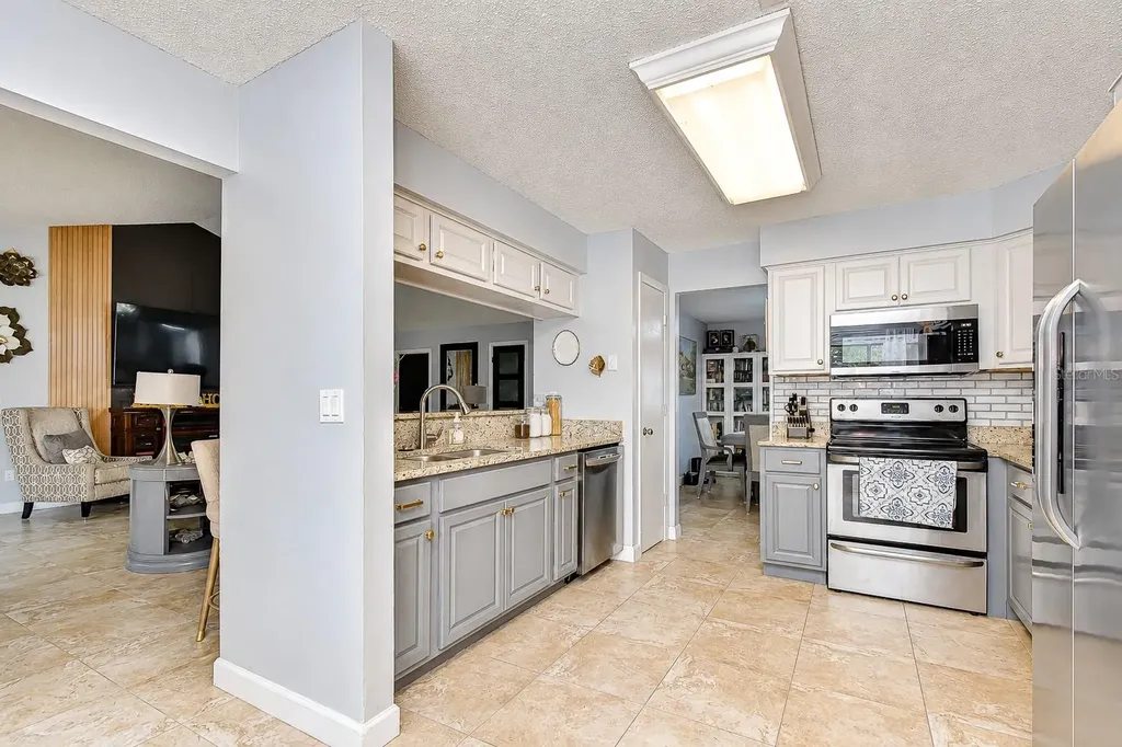 15747 Scrimshaw Drive Tampa FL 33624