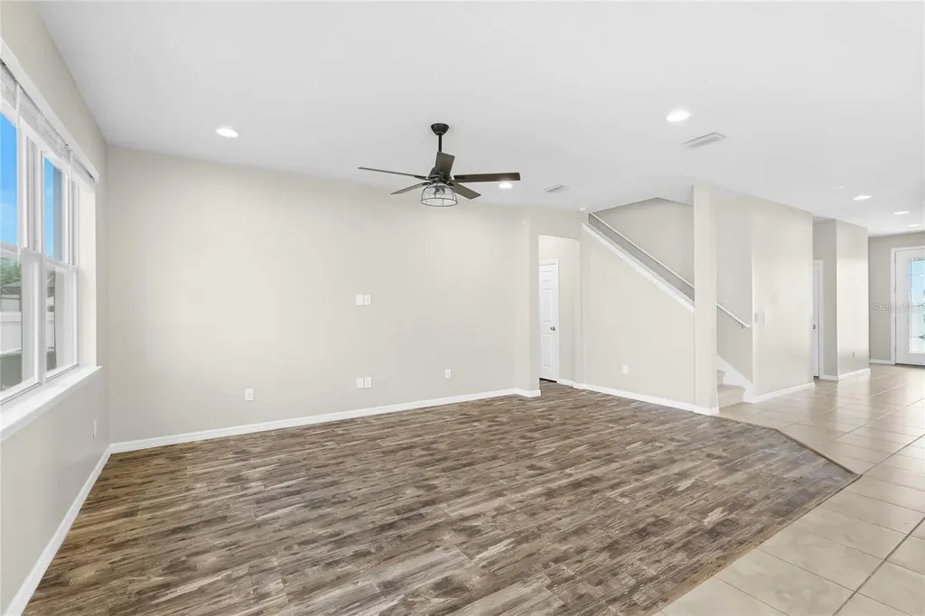 6574 Kenava Loop Palmetto FL 34221