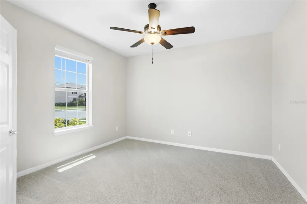 6574 Kenava Loop Palmetto FL 34221