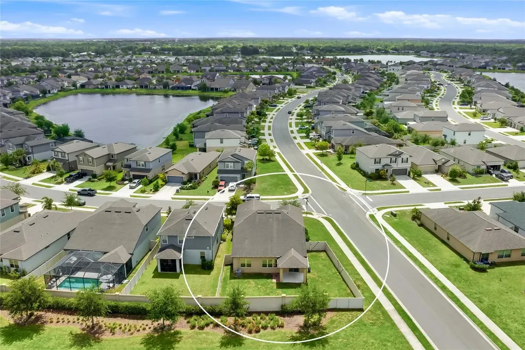 6574 Kenava Loop Palmetto FL 34221