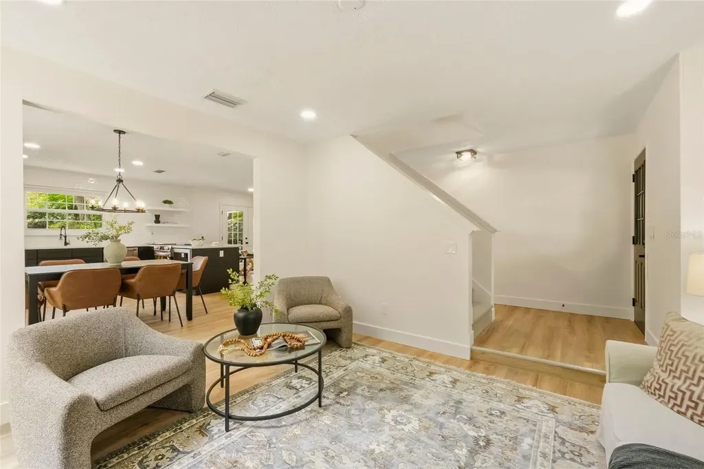 1102 Samy Drive Tampa FL 33613