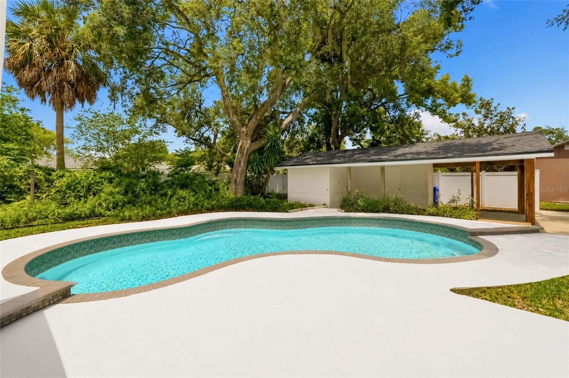 1102 Samy Drive Tampa FL 33613