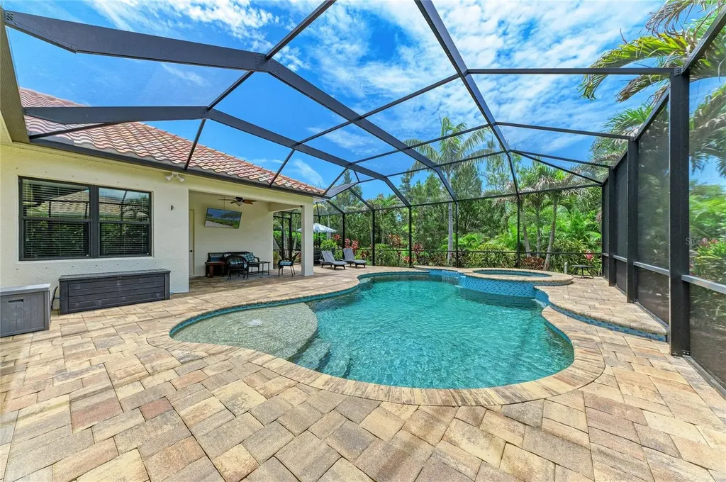 12642 Harney Street Venice FL 34293