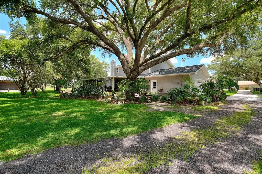 3401 N Forbes Road Plant City FL 33565