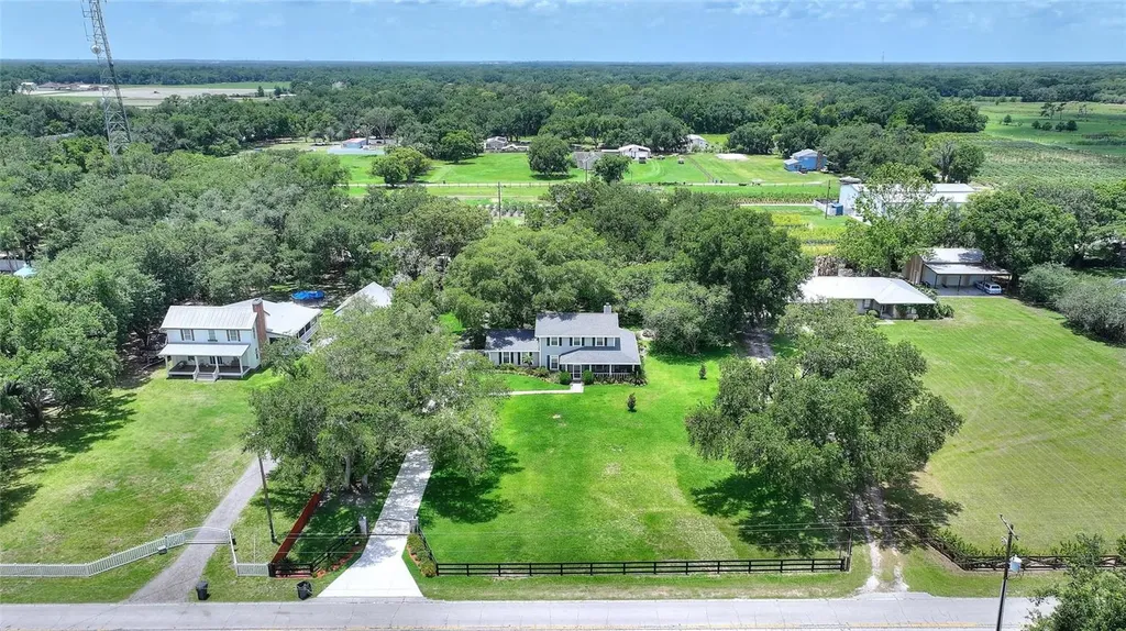 3401 N Forbes Road Plant City FL 33565