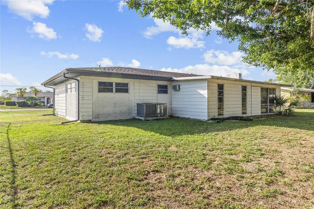 2522 Conway Boulevard Port Charlotte FL 33952