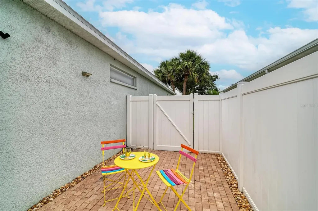 6750 64th Terrace E Bradenton FL 34203
