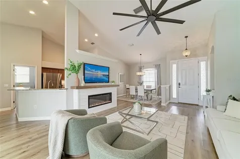 6750 64th Terrace E Bradenton FL 34203