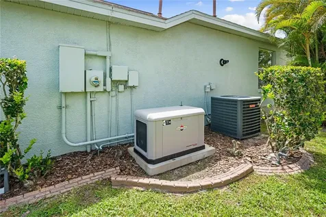6750 64th Terrace E Bradenton FL 34203