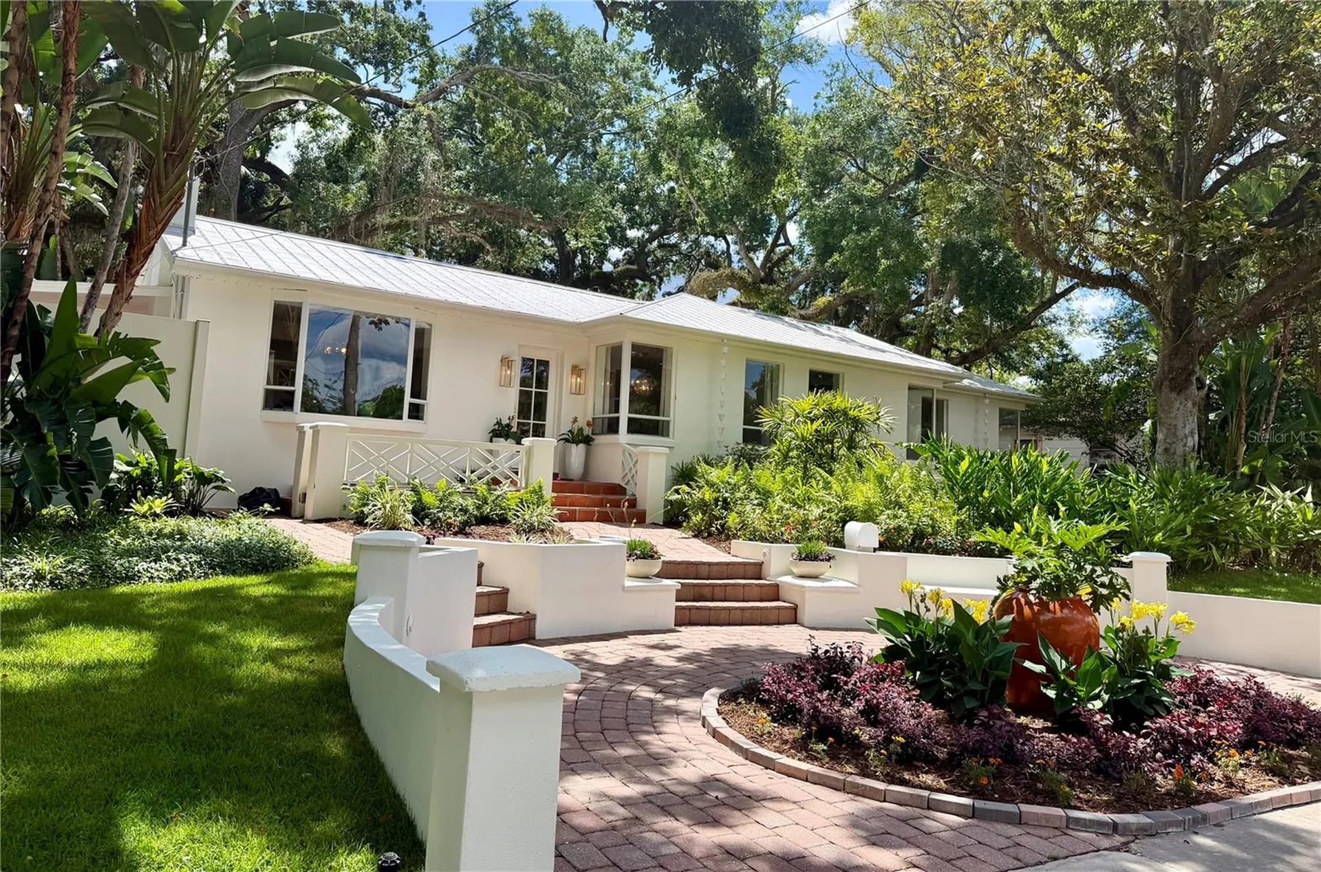1311 E Park Circle Tampa FL 33604