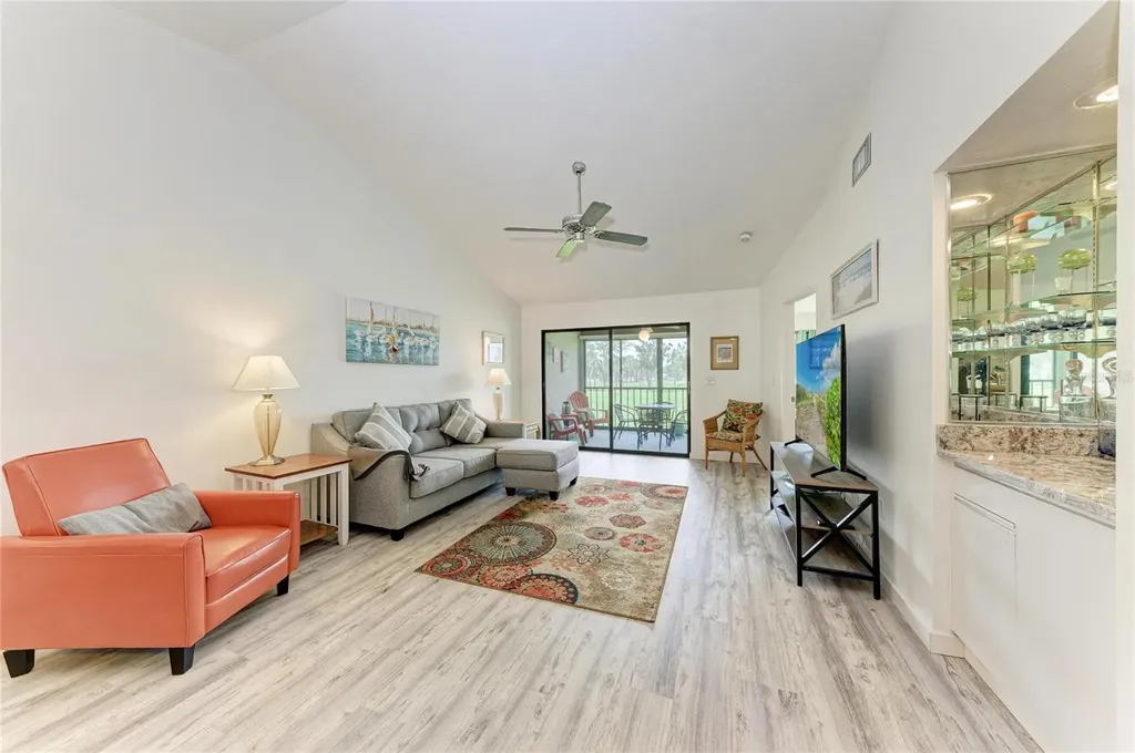 5709 Avista Drive Sarasota FL 34243