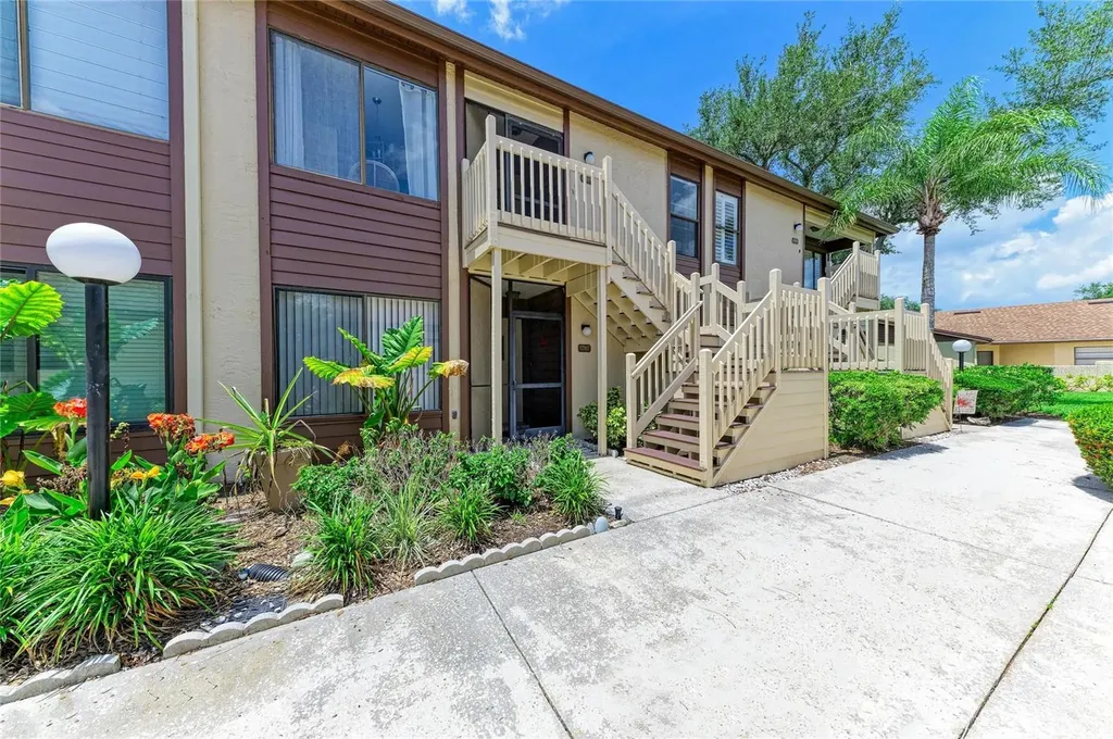 5709 Avista Drive Sarasota FL 34243