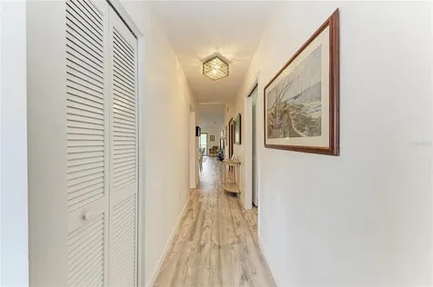 5709 Avista Drive Sarasota FL 34243