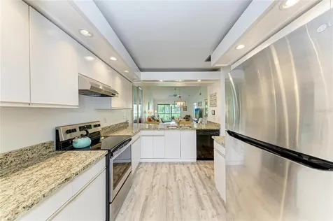 5709 Avista Drive Sarasota FL 34243