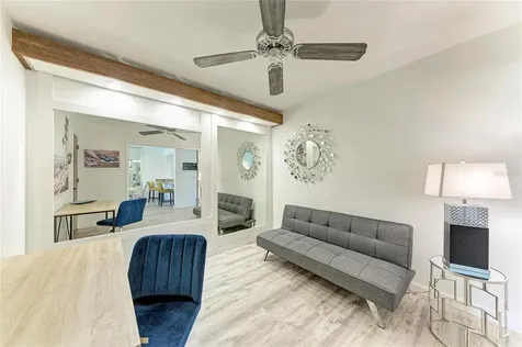 5709 Avista Drive Sarasota FL 34243