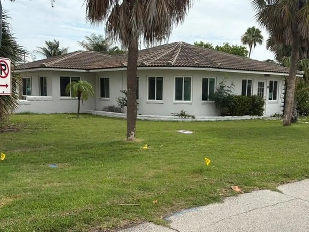56 Laurel Street Clearwater Beach FL 33767