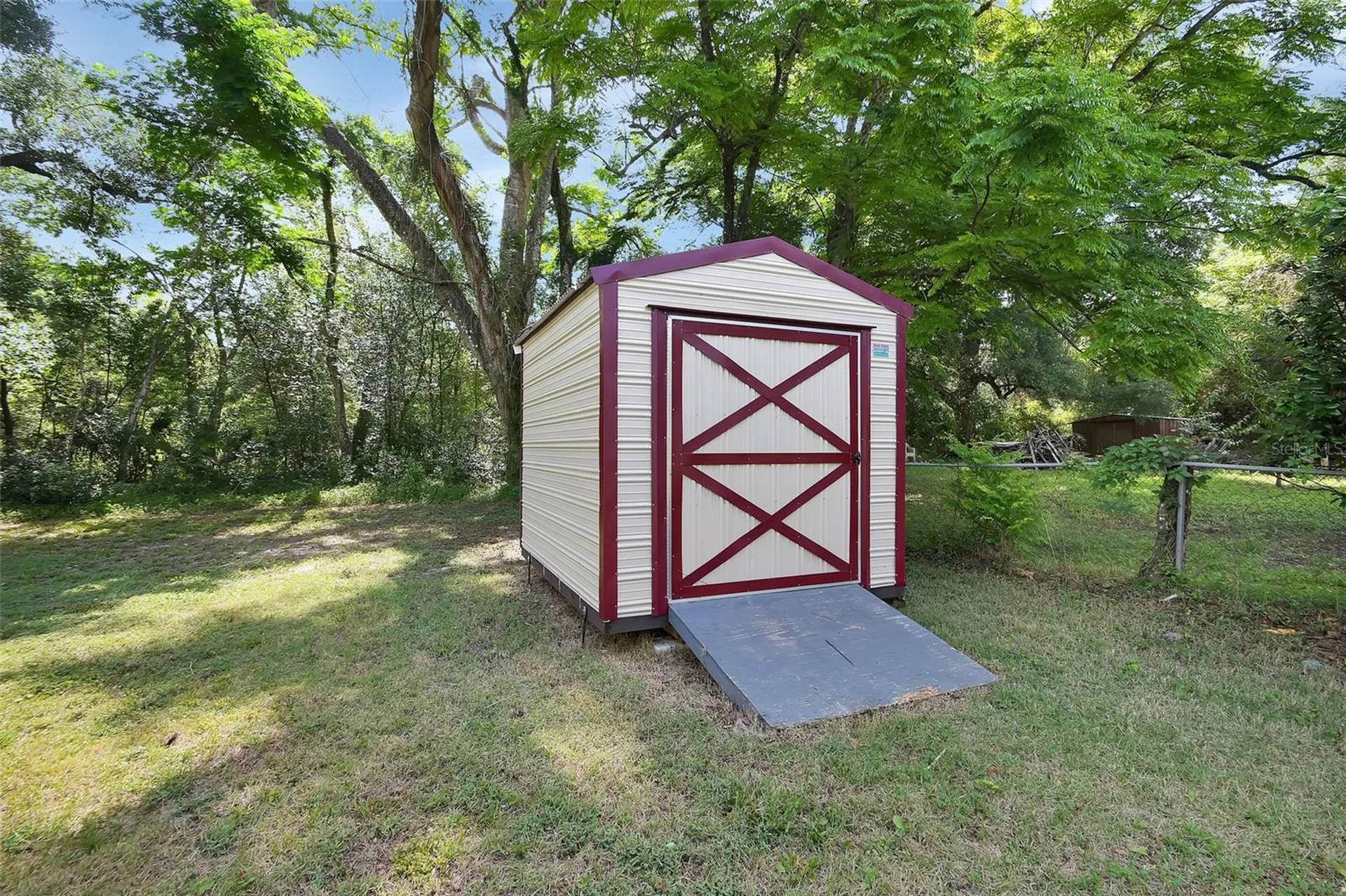 503 Fairfield Avenue Deland FL 32720