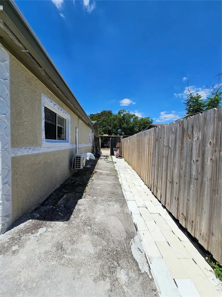 3709 Westgate Road Orlando FL 32808