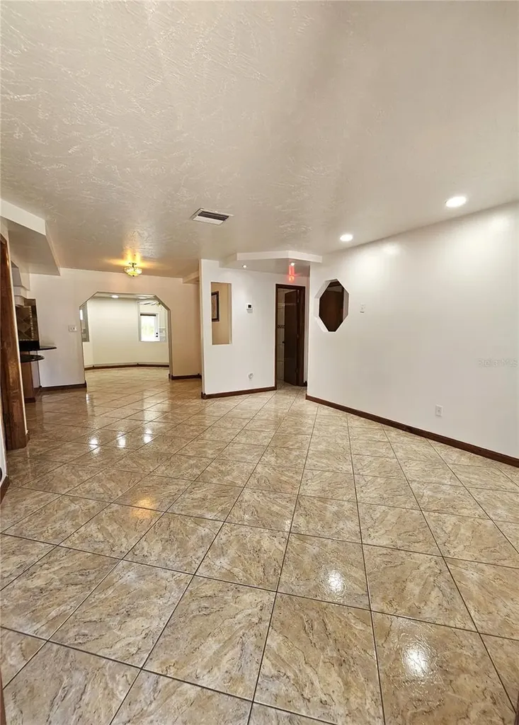 3709 Westgate Road Orlando FL 32808