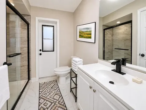 5667 Creekwood Drive Sarasota FL 34233