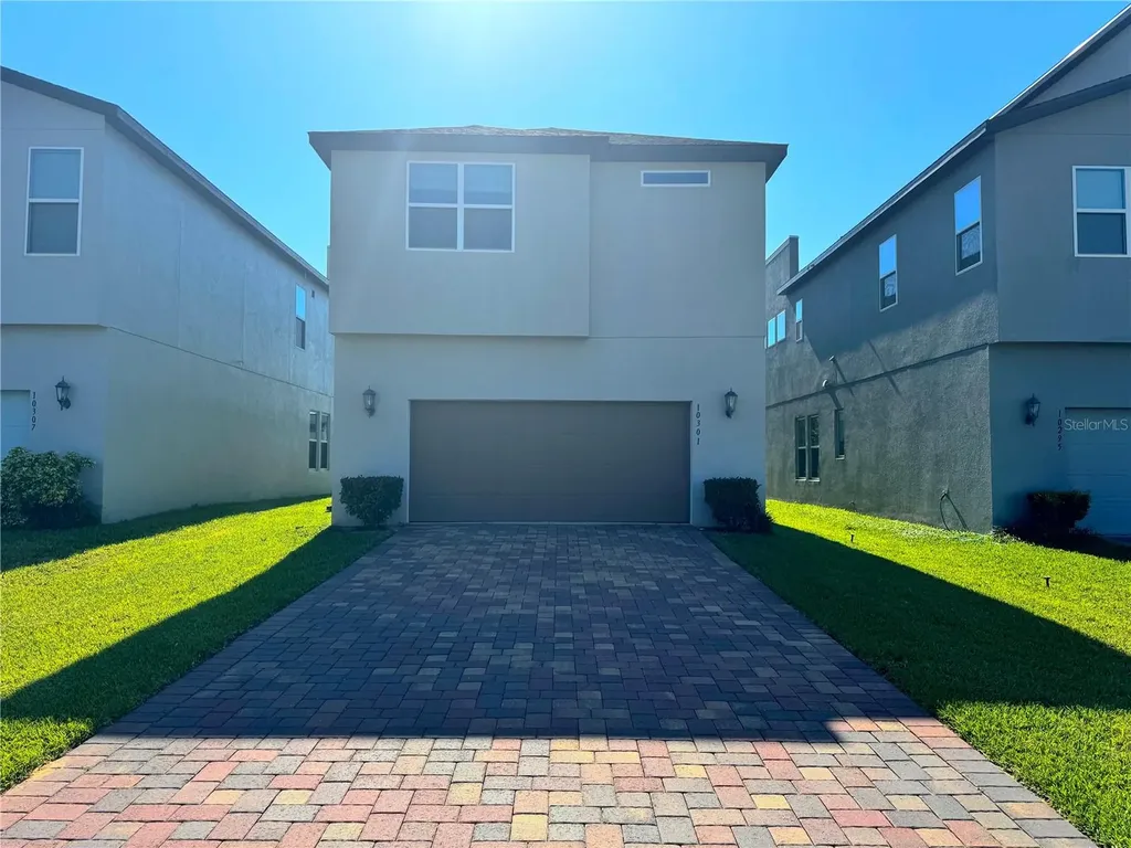 10301 Austrina Oak Loop Winter Garden FL 34787