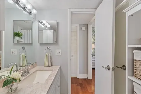 4611 W North B Street Tampa FL 33609