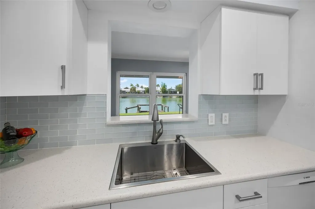 524 S Neponsit Drive Venice FL 34293