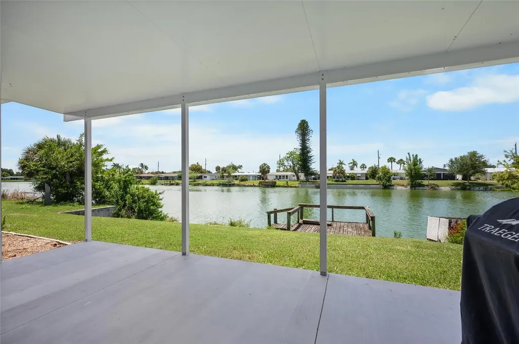 524 S Neponsit Drive Venice FL 34293