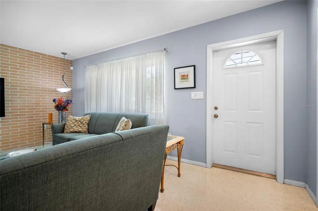 524 S Neponsit Drive Venice FL 34293